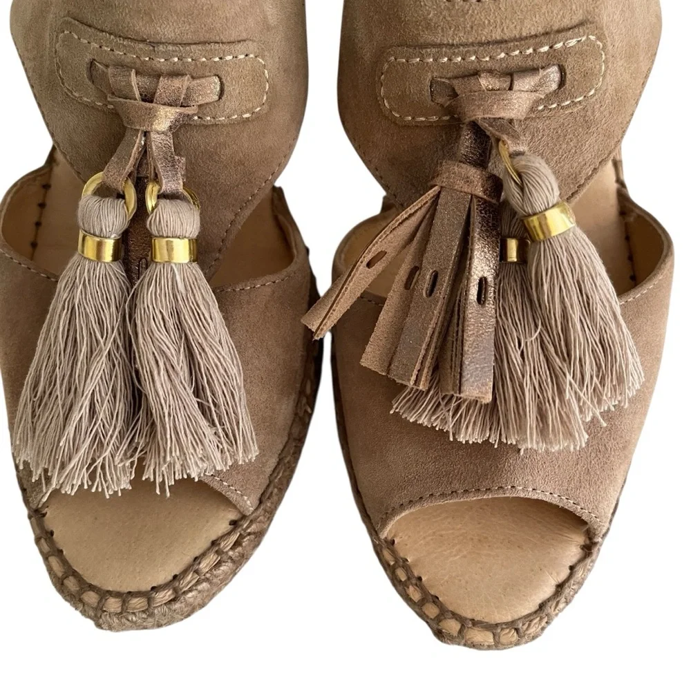 Kanna Tan Suede Wedge Sandals with Kiltie Tassel Detail 39(8.5) NEW - Picture 5 of 9